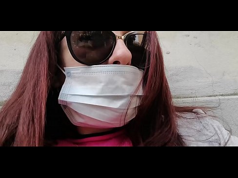 ❤️ Faigheann Nicoletta díoltas ar a comharsa agus pees ina gharáiste (Coraintín Iodálach Speisialta Covid19) ❤️ Porn fb linn ❌❤