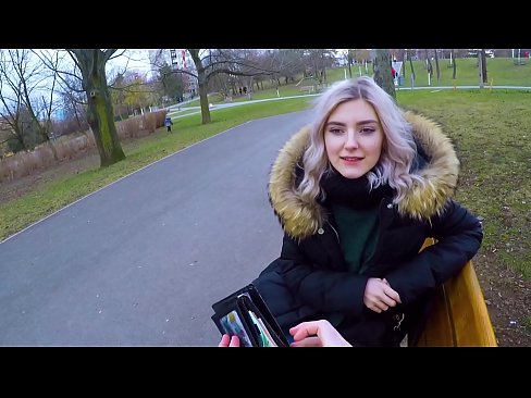 ❤️ Shlogtar cum te strainséir ar airgead - blowjob sa pháirc le Eva Elfie ❤️ Porn fb linn ❌❤